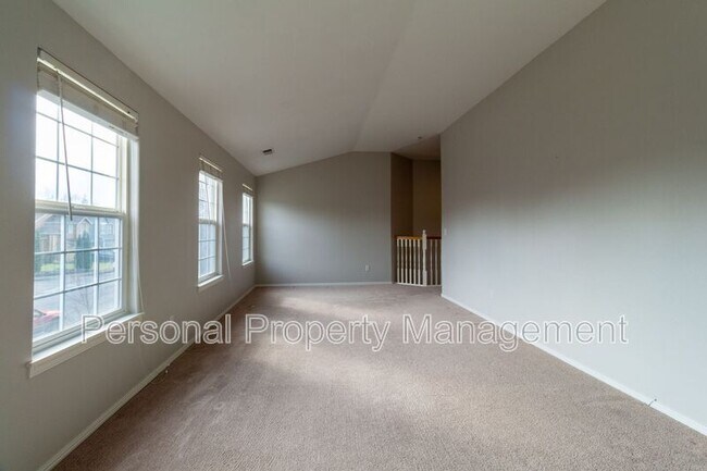 Building Photo - 2014 SW 11th St