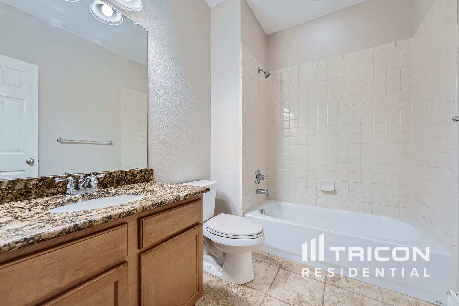 Building Photo - 26110 E Davies Dr