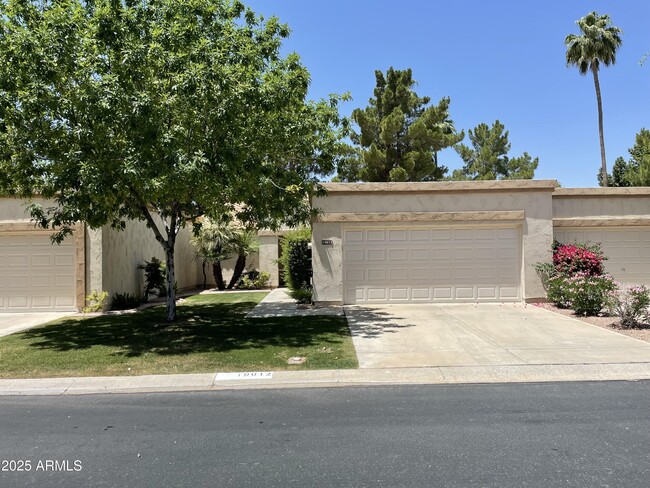Primary Photo - 19012 N 91st Dr