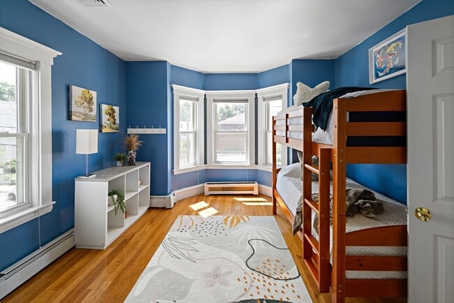 Building Photo - 32 Harvard St