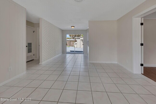 Building Photo - 140 Brandy Ln