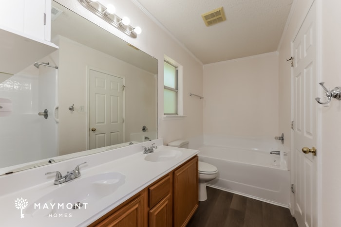 Building Photo - 408 Red Bud Ln