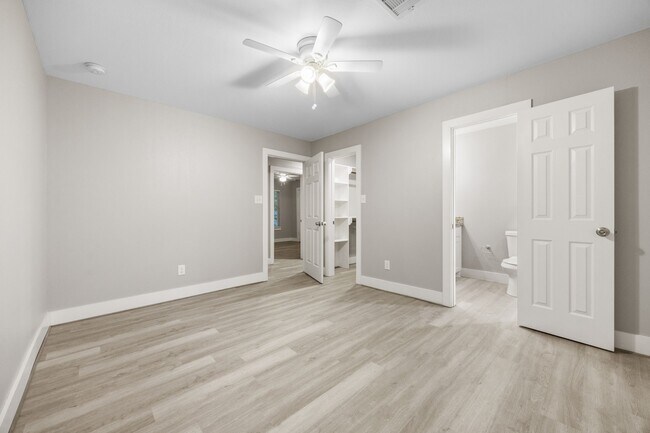 Building Photo - 6710 Mcwilliams Dr