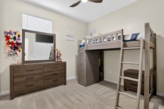 Building Photo - 19090 N Silver Dog Way