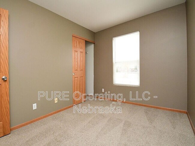 Building Photo - 7460 N 110th Ave