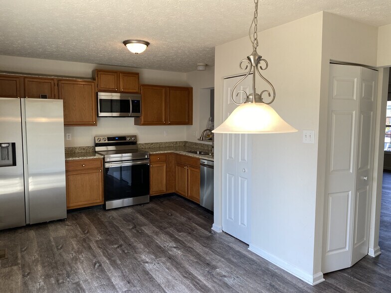 Building Photo - 5032 Merganser Ct