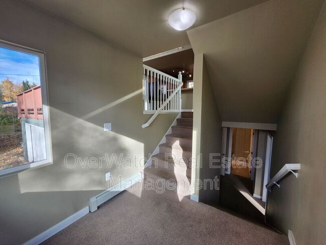 Building Photo - 2435 Clements Dr