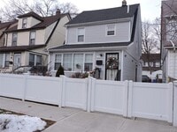 Building Photo - 194-09 112th Rd