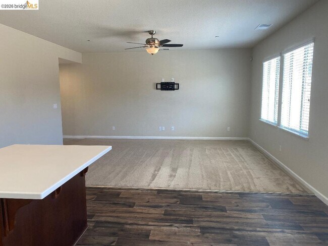 Building Photo - 3636 Landmark Cir