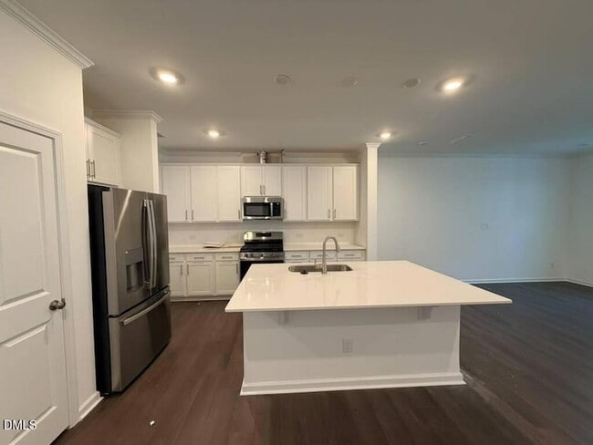 Building Photo - 228 Deercroft Dr