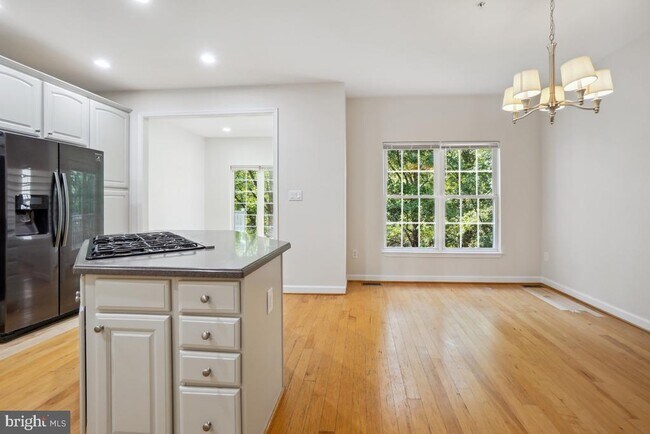 Building Photo - 4844 Lee Hollow Pl