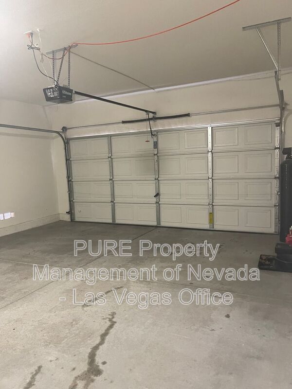 Building Photo - 10445 Orchard Ladge St