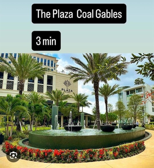 Building Photo - 3675 SW 26th St