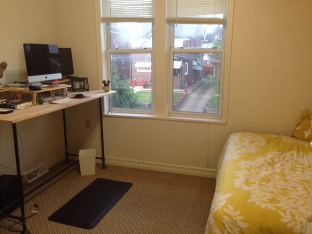 2nd Bedroom with 1 Closet - 438 S Pacific Ave