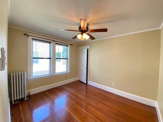 Building Photo - 39 Davis Rd