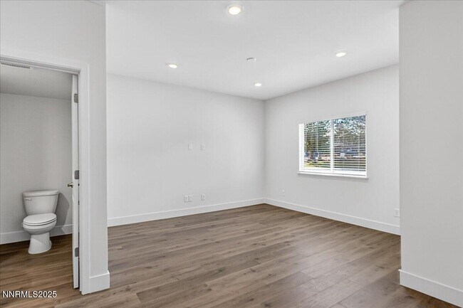 Building Photo - 1629 Icelandic Wy