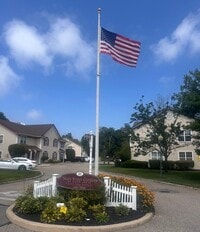 Building Photo - 23 Garden Way