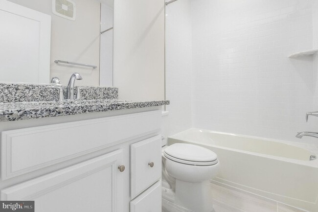 Building Photo - 44514 Wolfhound Sq