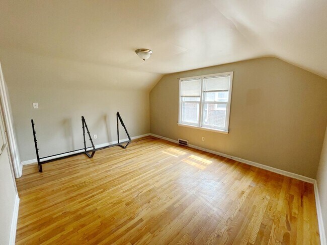 Building Photo - 18675 Griggs St