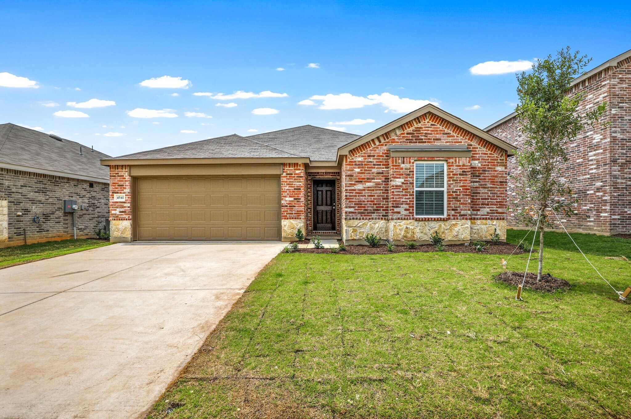 Building Photo - 4541 Benham Dr