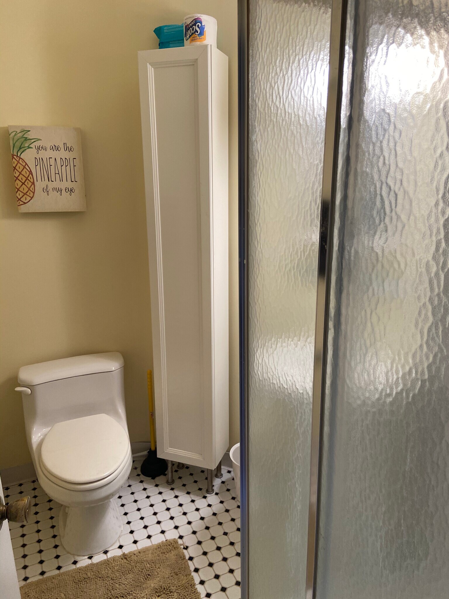 Building Photo - 715 Pine St