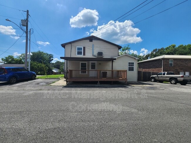 Building Photo - 1319 Autumn Ave