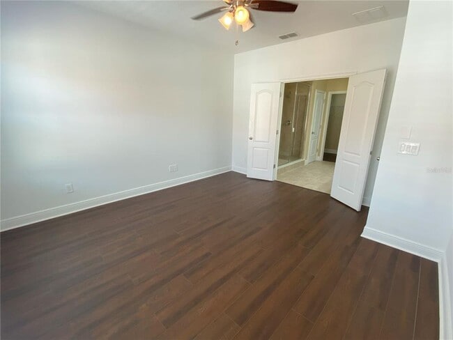 Building Photo - 1024 Parma Cir