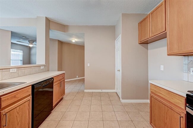 Building Photo - 17338 Turquoise Stream Dr