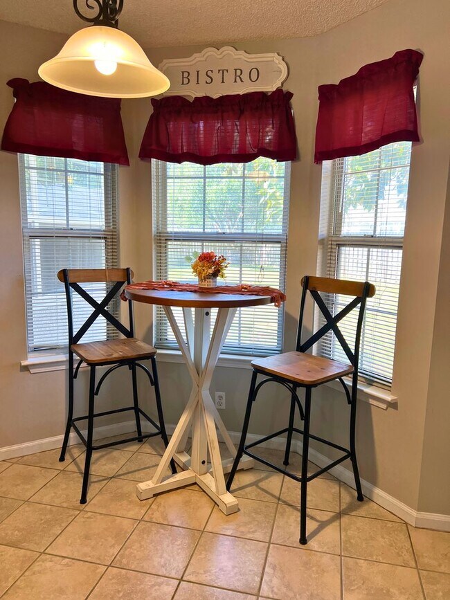 Building Photo - Charming 3-Bedroom, 2-Bath Home with Large...