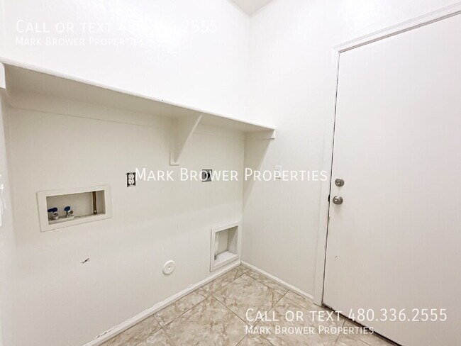 Building Photo - 34473 N Mashona Trail