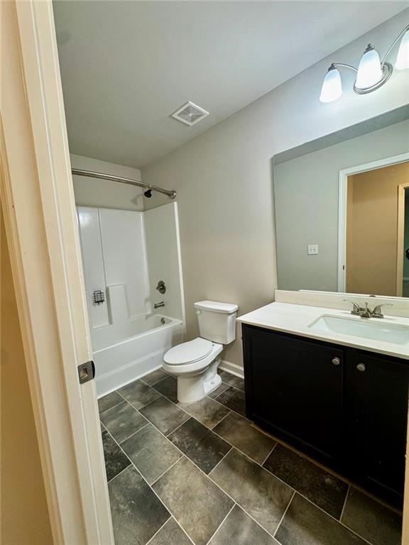 Building Photo - 232 Pinehurst Dr