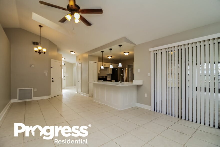 Building Photo - 1670 Cracker Creek Ct