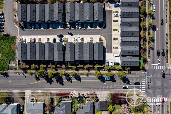 Building Photo - 7415 NE 136th Ave