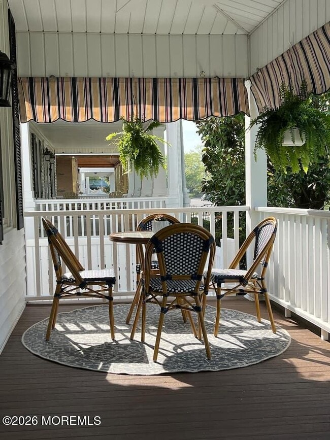 Building Photo - 311 Garfield Ave