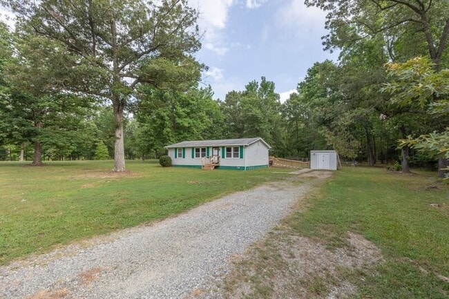 Building Photo - 7155 Gatewood Rd