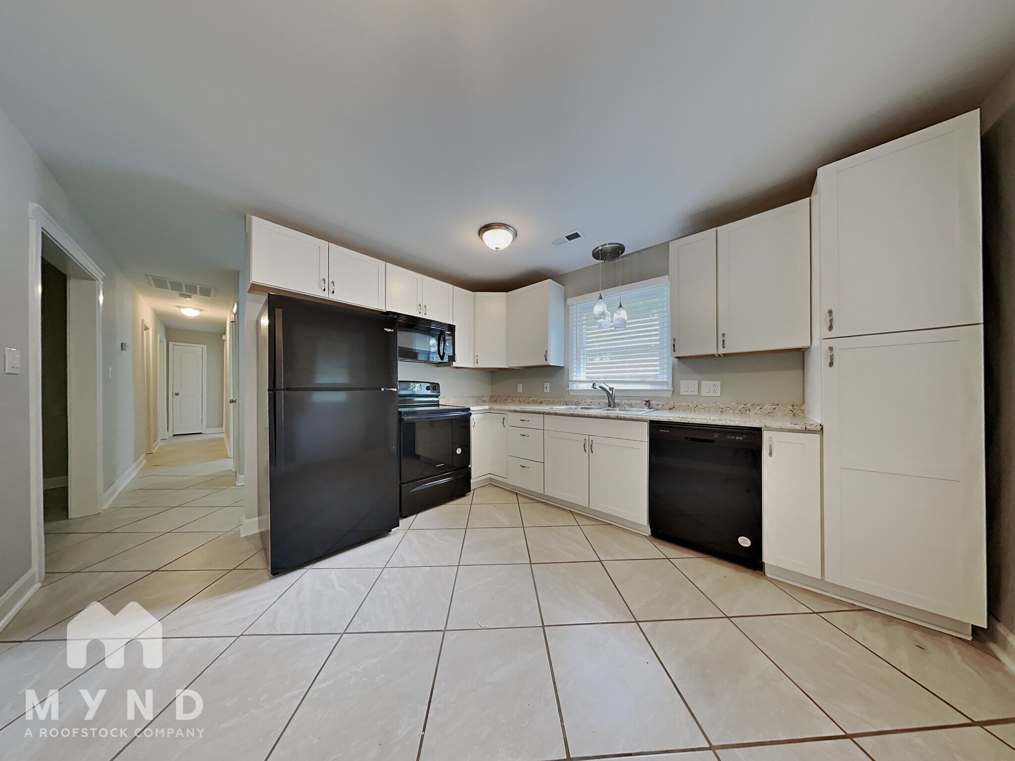 Building Photo - 526 Stratford Rd