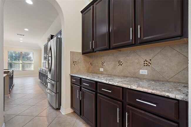 Building Photo - 8704 Old Corral Cove