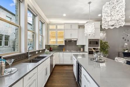 Kitchen - Floor 2 - 2817 Shelby Ave