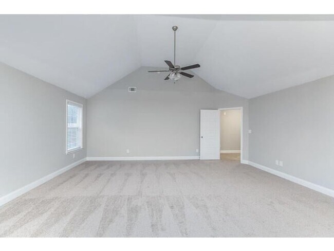 Building Photo - 210 Palisade Rdg