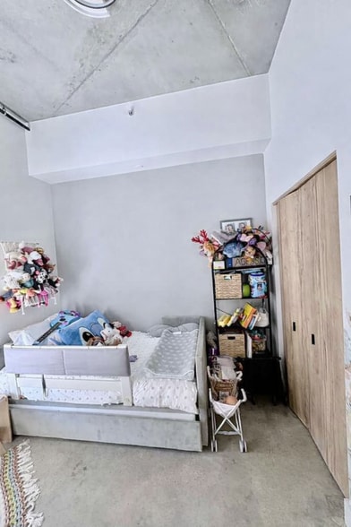 Second Bedroom - 10 SW South River Dr