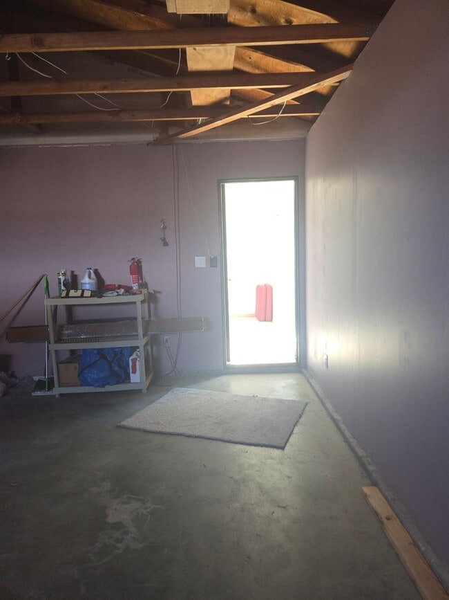 Building Photo - 72565 Granite Ave