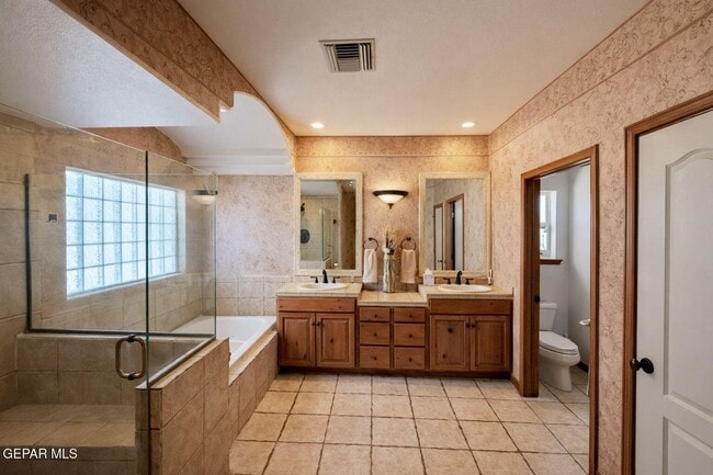 Building Photo - 12267 Bronco Buster Ln