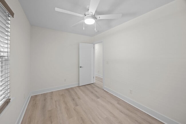 Building Photo - Impeccably Renovated Brick Ranch on James ...