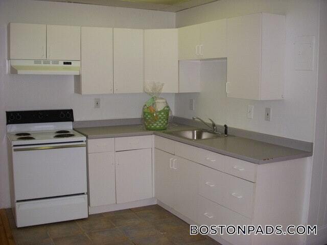 Primary Photo - 439 Cambridge St