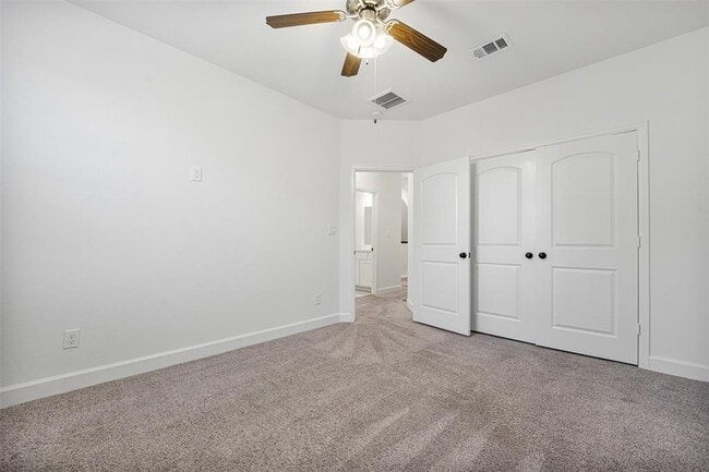 Building Photo - 11926 Briarwood Hill Way