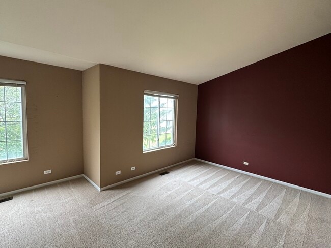 Building Photo - 1314 Sandhurst Ln