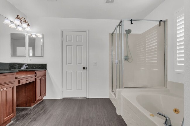 Building Photo - 15696 Pecan Ln