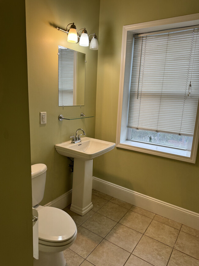 Front Bathroom - 2 - 165 43rd St