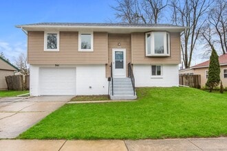 Building Photo - 741 Yates Ave