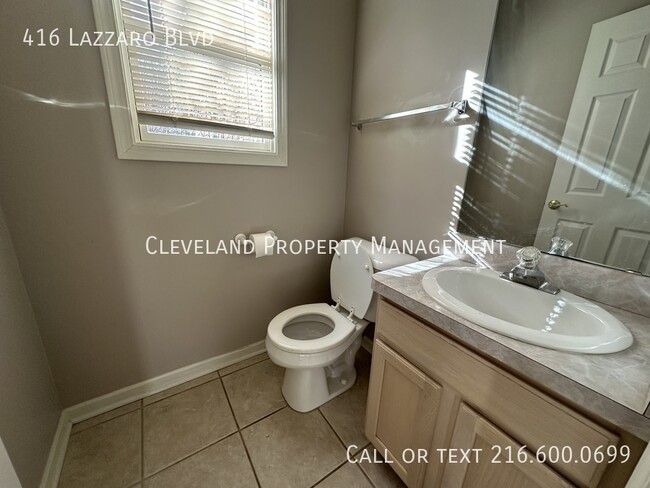 Building Photo - 416 Lazzaro Blvd